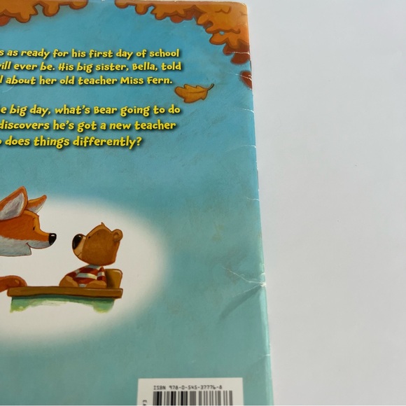 A teacher for Bear by Anne-Marie Pace, children’s paperback book - Picture 10 of 16